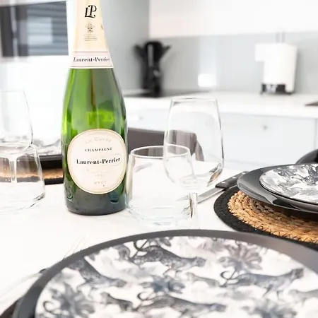 Apartment Style Pour 4 Chalons-en-Champagne